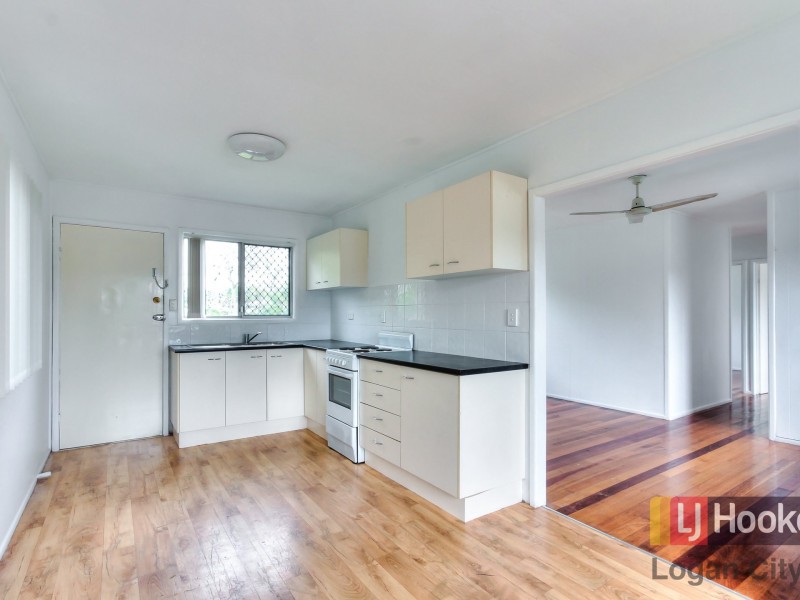 111 Jacaranda Avenue, Logan Central QLD 4114