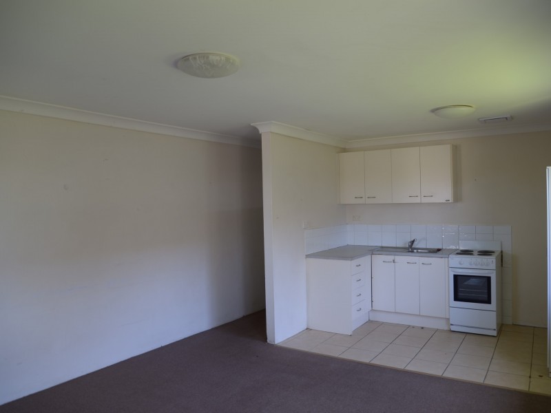2/80 Railway Parade, Woodridge QLD 4114