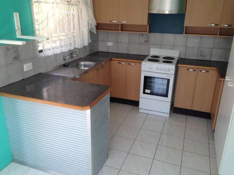 24 Ariel Ave, Kingston QLD 4114