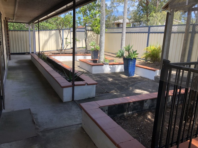 24 Ariel Ave, Kingston QLD 4114