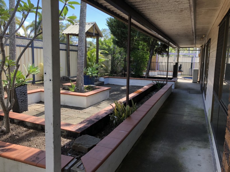 24 Ariel Ave, Kingston QLD 4114