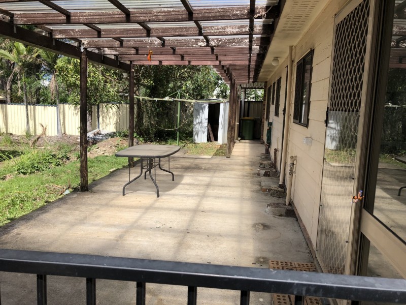 24 Ariel Ave, Kingston QLD 4114