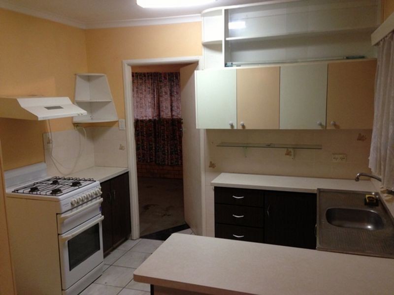 5 Edward Street, Loganlea QLD 4131