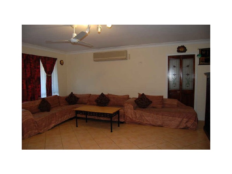 Crestmead QLD 4132