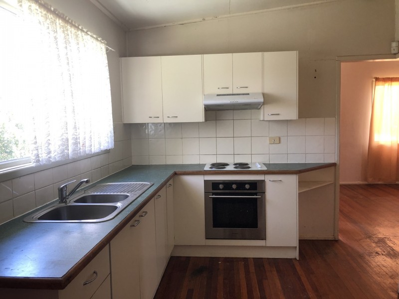 6 Oakland Avenue, Woodridge QLD 4114