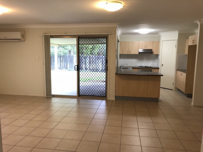 12 Lahore Street, Crestmead QLD 4132