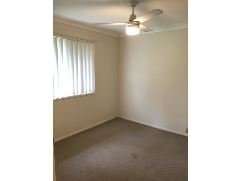 12 Lahore Street, Crestmead QLD 4132