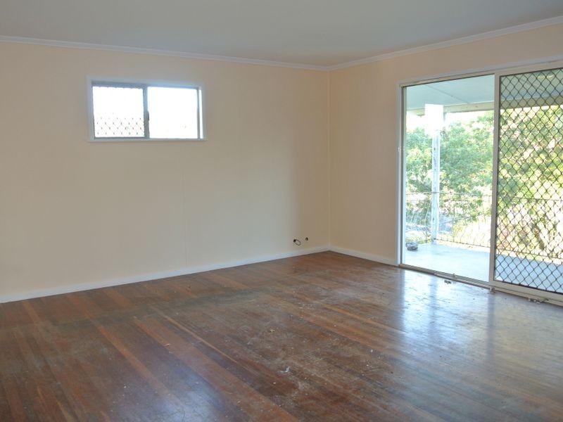 25 Defiance Road, Logan Central QLD 4114