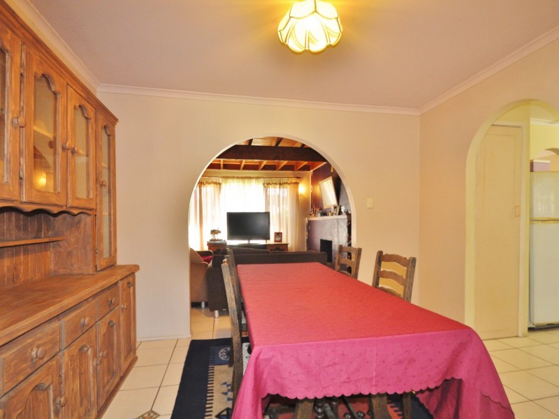 6 Limerick Drive, Crestmead QLD 4132