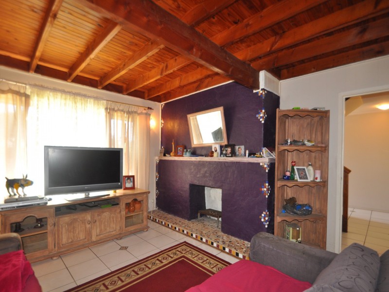 6 Limerick Drive, Crestmead QLD 4132