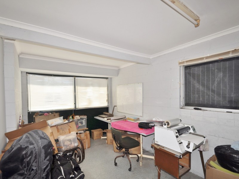 6 Limerick Drive, Crestmead QLD 4132