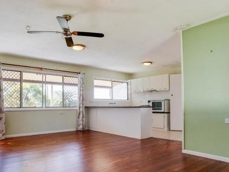 6 Sandra Street, Kingston QLD 4114