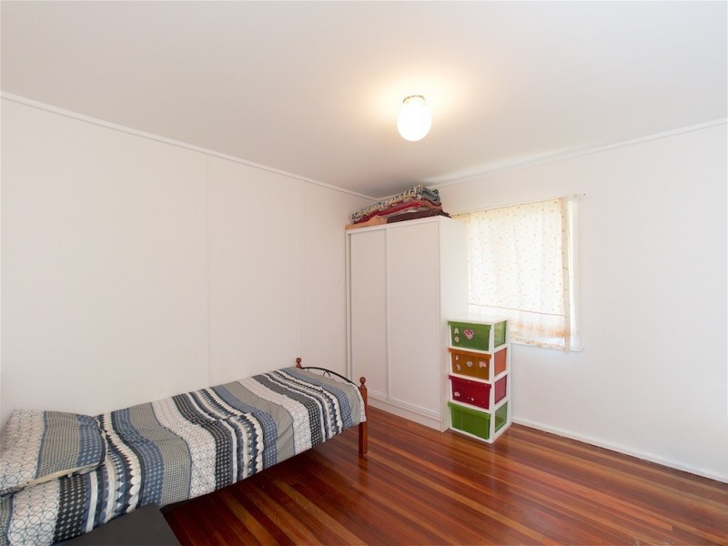 22 Avoca Street, Woodridge QLD 4114