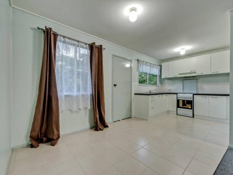 9 Alderbaran Drive, Kingston QLD 4114