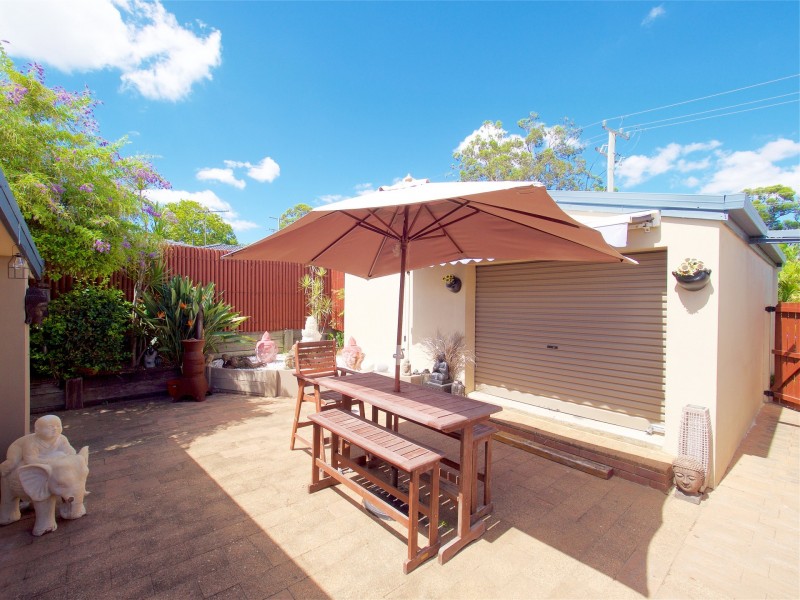 90 Barbaralla Drive, Springwood QLD 4127