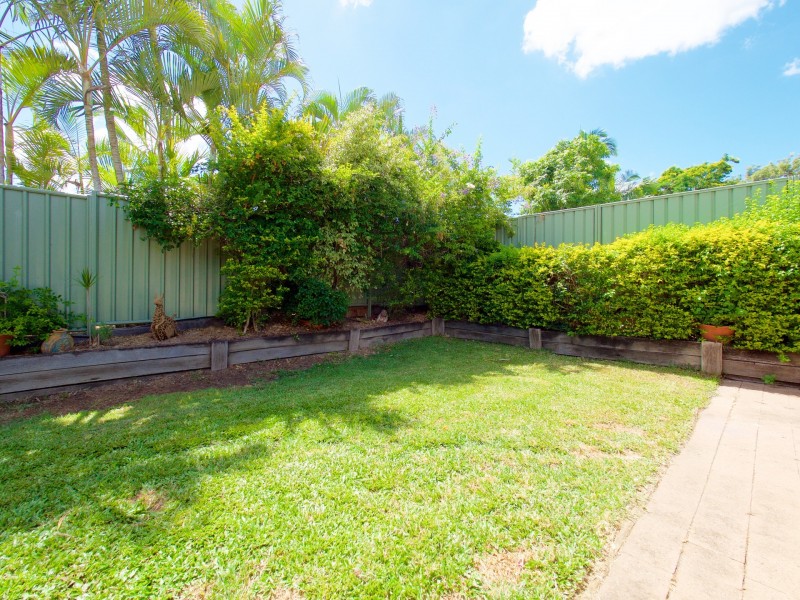 90 Barbaralla Drive, Springwood QLD 4127