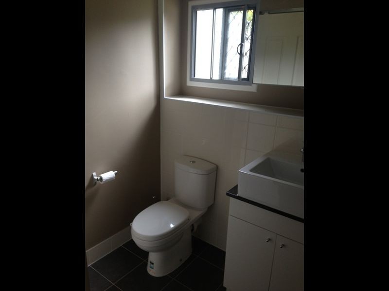 27 Pine Drive, Woodridge QLD 4114
