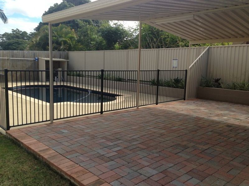 27 Pine Drive, Woodridge QLD 4114