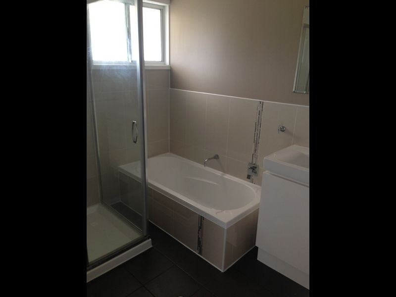 27 Pine Drive, Woodridge QLD 4114