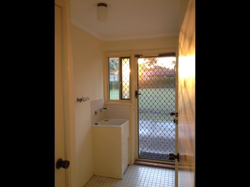 35 Velorum Drive, Kingston QLD 4114