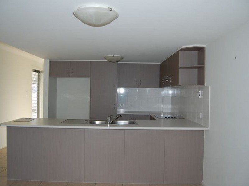 27/23 Garfield Road, Woodridge QLD 4114