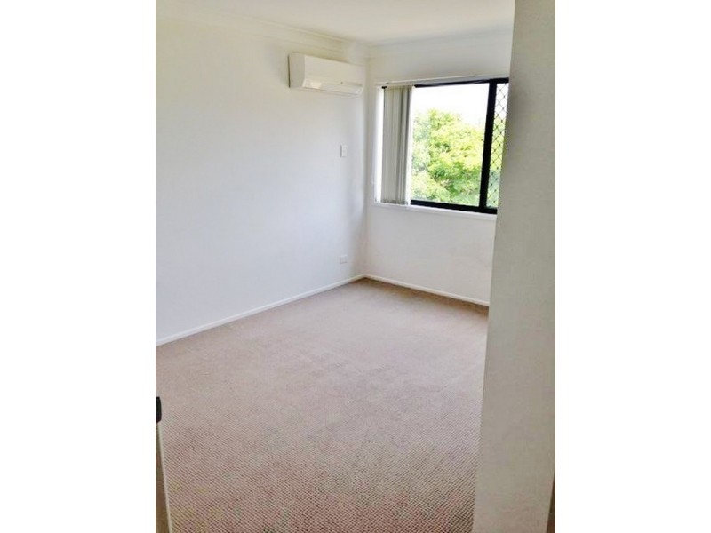 44/11 Portia Street, Kingston QLD 4114