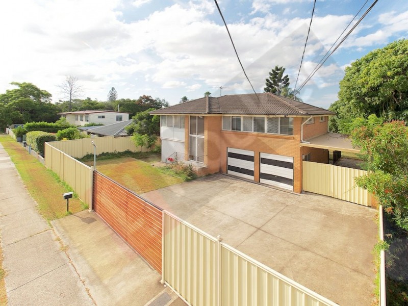 7 Woodrose Street, Kingston QLD 4114