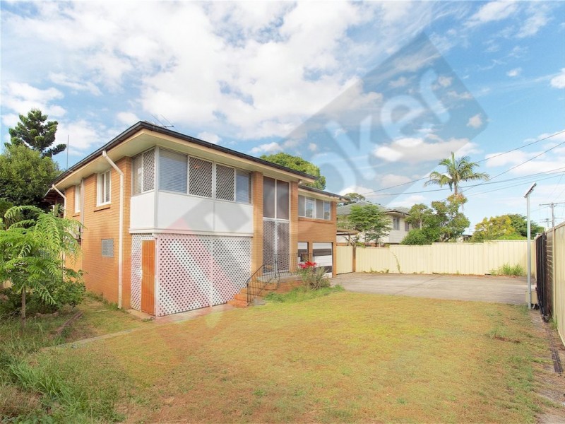 7 Woodrose Street, Kingston QLD 4114