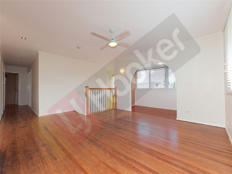 7 Woodrose Street, Kingston QLD 4114