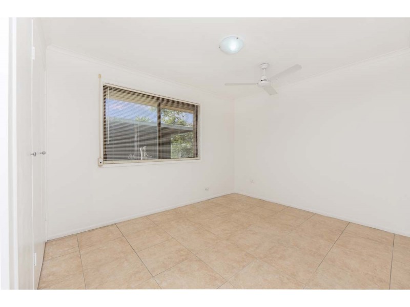 6 Polaris Ave, Kingston QLD 4114