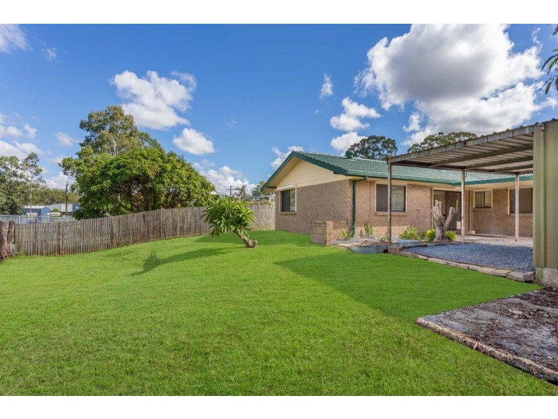 6 Polaris Ave, Kingston QLD 4114