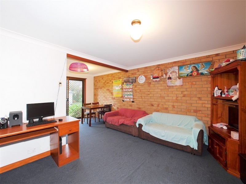 11/13 Blackwood Road, Logan Central QLD 4114