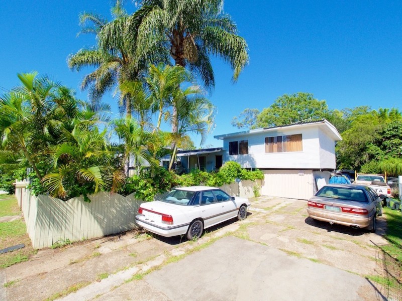 23 Winifred St, Kingston QLD 4114