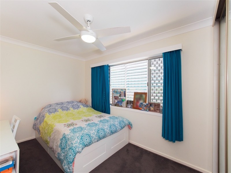 24 Blackton St, Logan Central QLD 4114