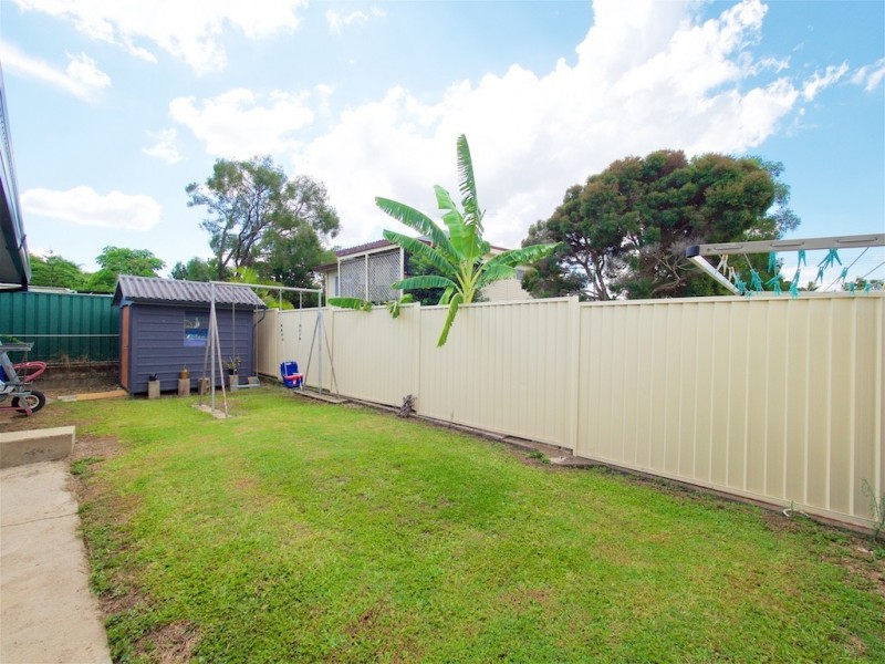 24 Blackton St, Logan Central QLD 4114