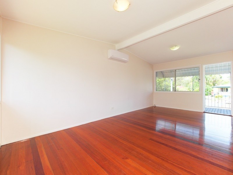 13 Douglas Street, Woodridge QLD 4114