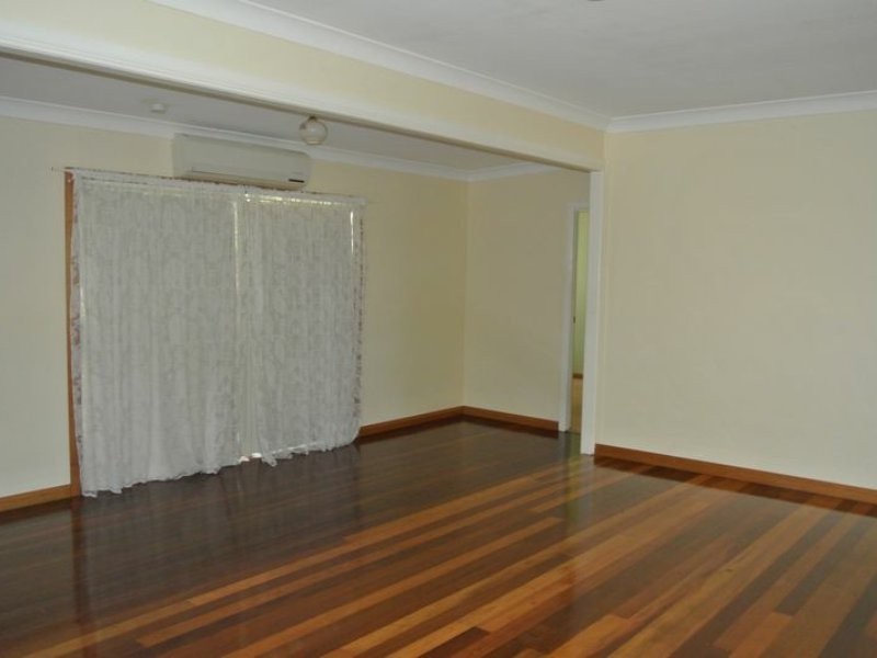 15 Sylvania Street, Logan Central QLD 4114