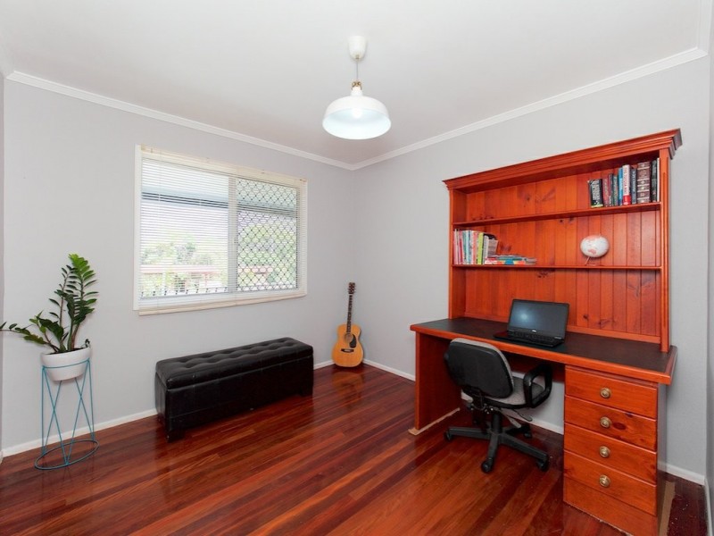 4 Simon Street, Underwood QLD 4119