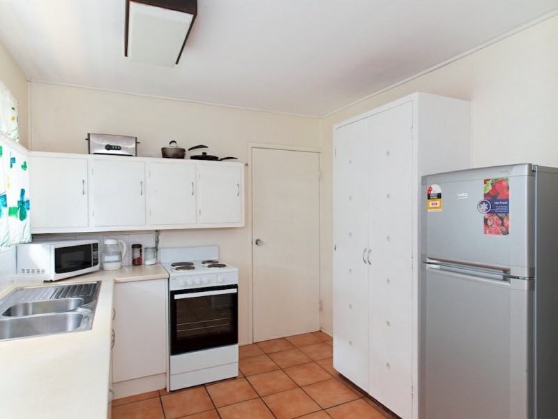7 Mansfield Street, Kingston QLD 4114