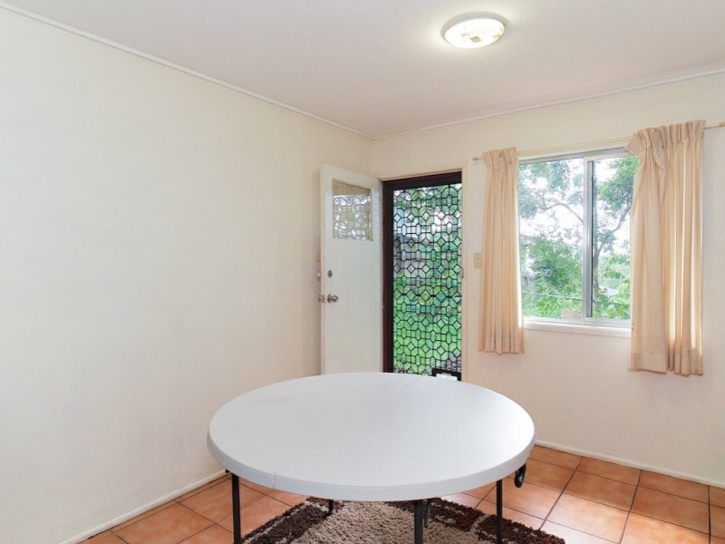 7 Mansfield Street, Kingston QLD 4114
