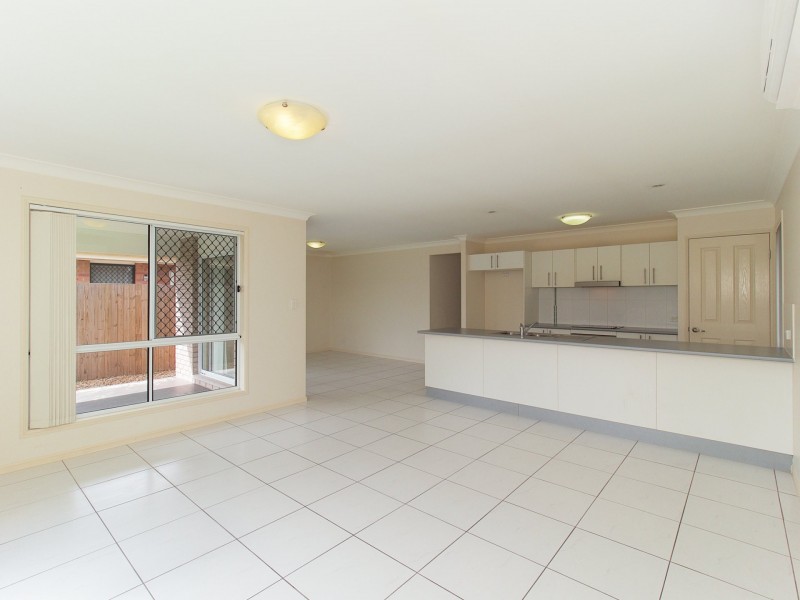 6 Regeling Court, Loganlea QLD 4131