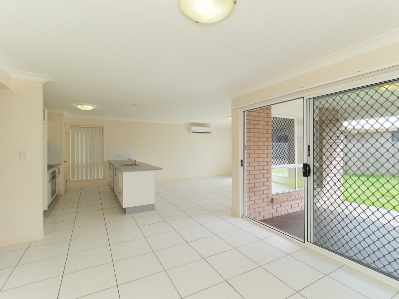 6 Regeling Court, Loganlea QLD 4131