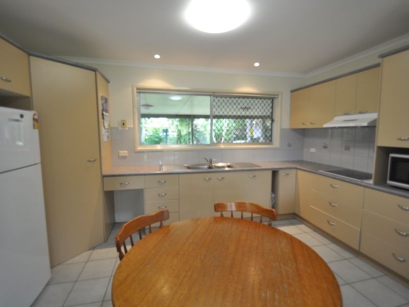 8 Bligh Street, Woodridge QLD 4114
