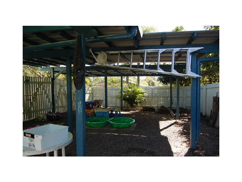 19 Ariel Avenue, Kingston QLD 4114