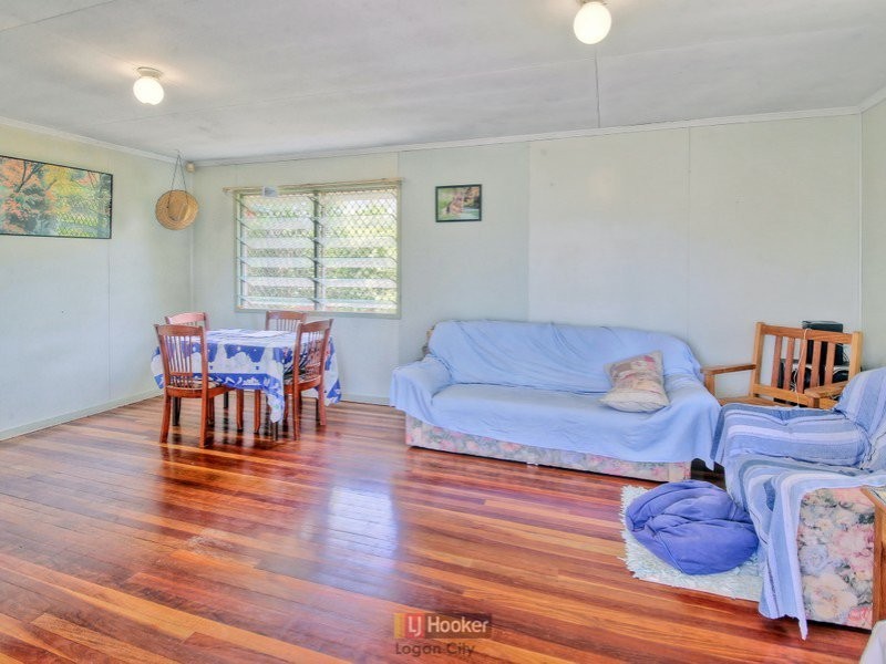 115 Station Road, Woodridge QLD 4114