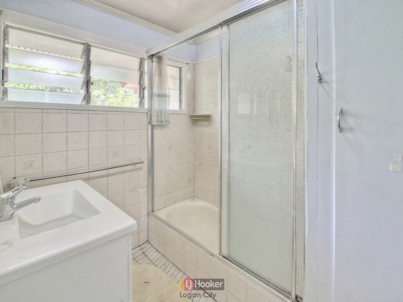 115 Station Road, Woodridge QLD 4114