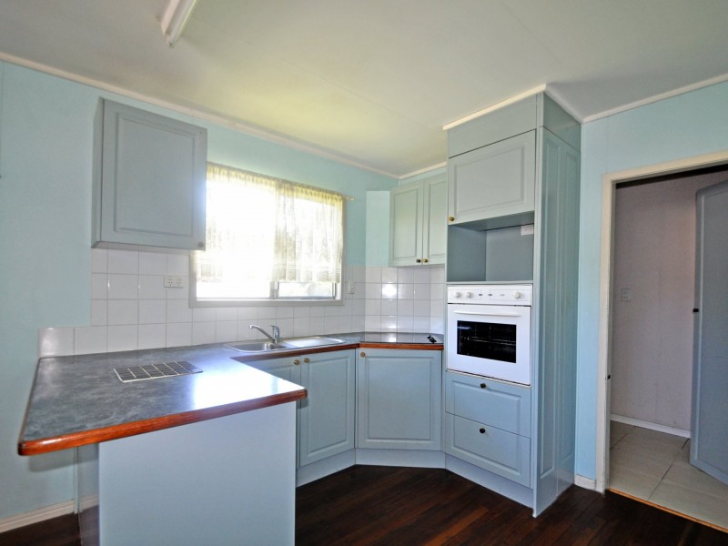 138 Railway Parade, Woodridge QLD 4114