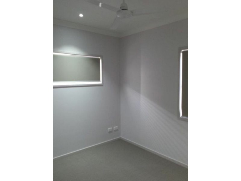 1/15 Macbeth Street, Kingston QLD 4114