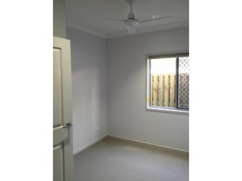 1/15 Macbeth Street, Kingston QLD 4114