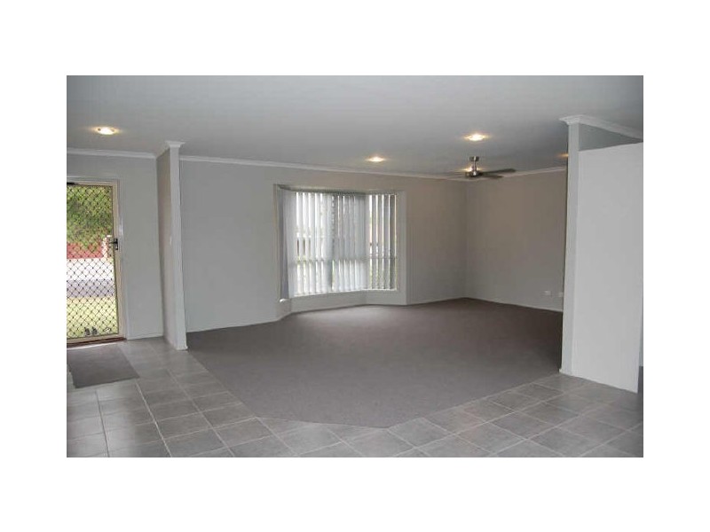 104 Barossa Street, Kingston QLD 4114